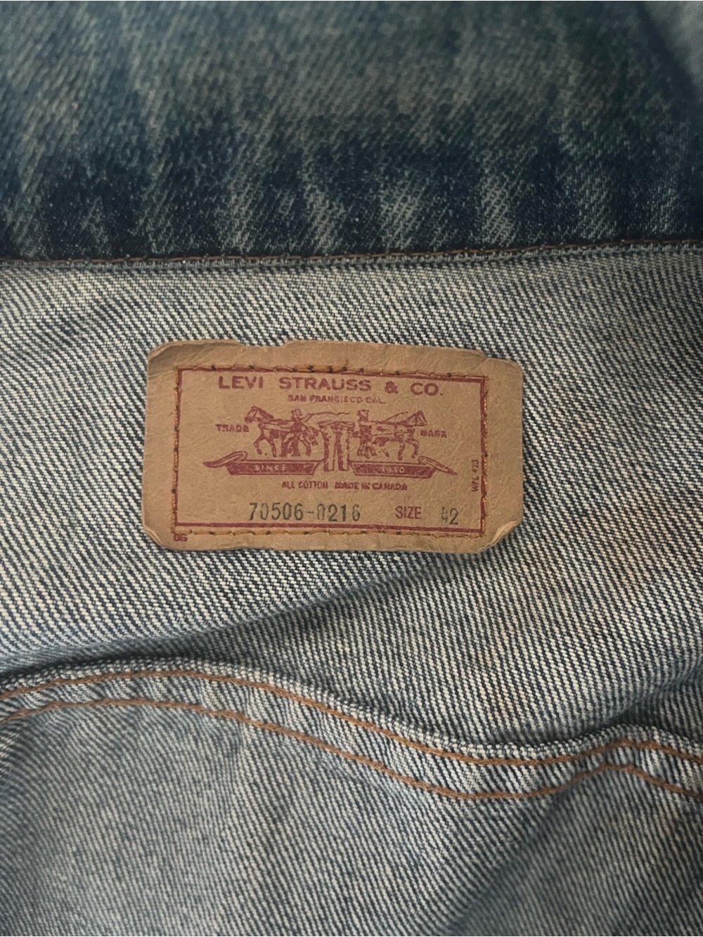 Levi's Men's Light Blue Denim Relaxed Jeans